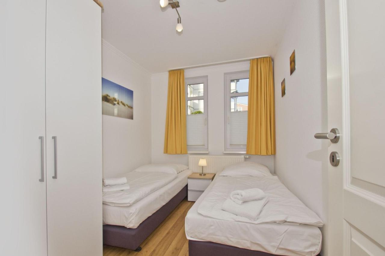 Mit Meerblick Und Balkon, Gratis Nutzung Vom Ahoi Erlebnisbad Und Sauna In Sellin - Meeresblick Fewo 33 Герен Екстер'єр фото