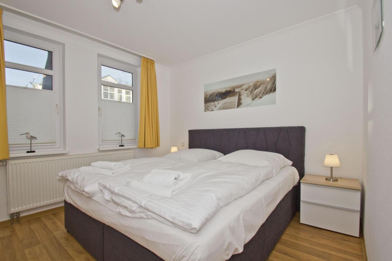 Mit Meerblick Und Balkon, Gratis Nutzung Vom Ahoi Erlebnisbad Und Sauna In Sellin - Meeresblick Fewo 33 Герен Екстер'єр фото